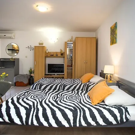 Matija Apartment *