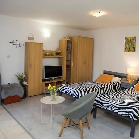 Matija Apartment *